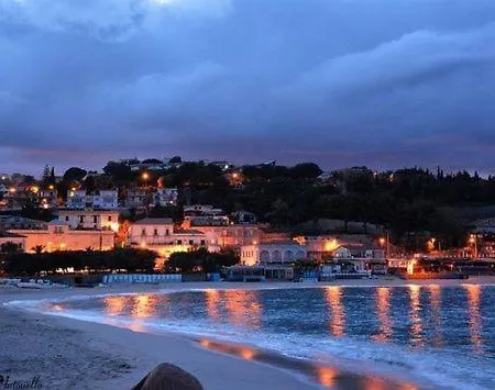 Appartamento Casa Dodò Al Mare Di Soverato Soverato Marina